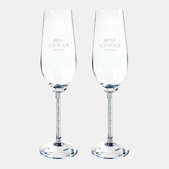 Pre-Designed Mr. & Mrs. Silver Celebration Champagne Flute Pair